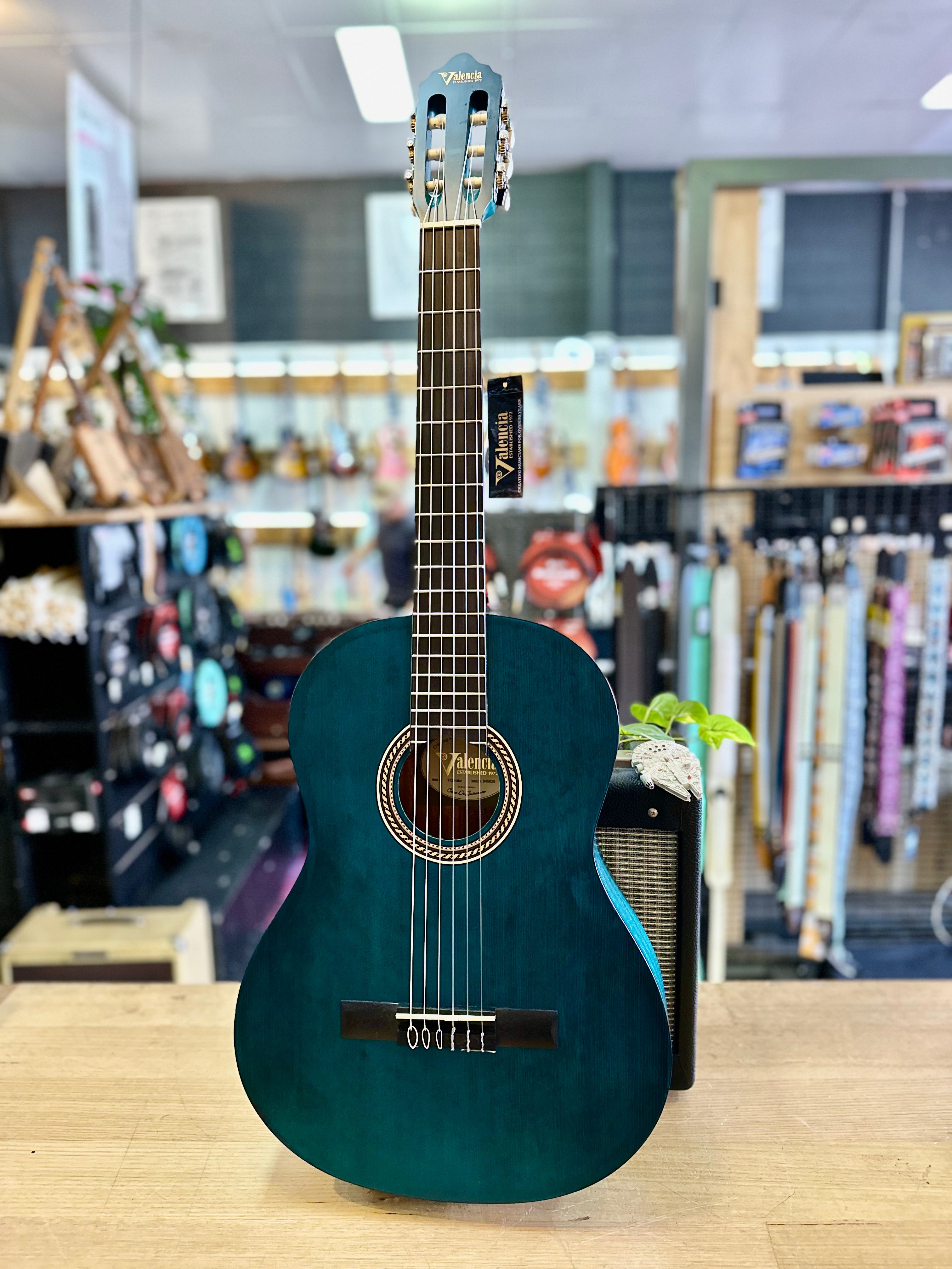 Valencia | VC204TBU | Classical Guitar | Full Size | Transparent Blue Valencia | VC204TBU | Classical Guitar | Full Size | Transparent Blue
